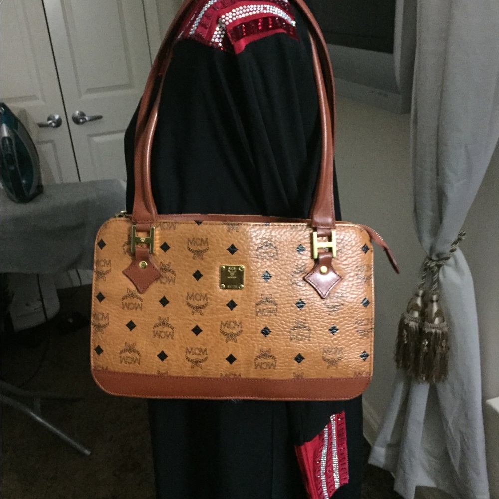 Hand bag - Picture 2 of 8